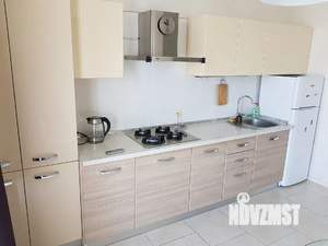 1-к квартира, посуточно, 44м2, 6/10 этаж