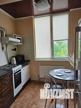 1-к квартира, посуточно, 50м2, 2/4 этаж