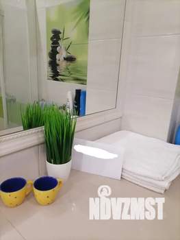 Студия квартира, посуточно, 30м2, 1/3 этаж