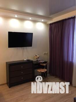 1-к квартира, посуточно, 41м2, 8/11 этаж