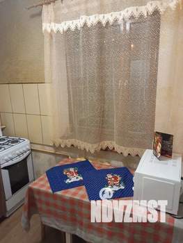 1-к квартира, посуточно, 35м2, 1/3 этаж