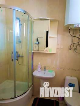 1-к квартира, посуточно, 40м2, 1/2 этаж