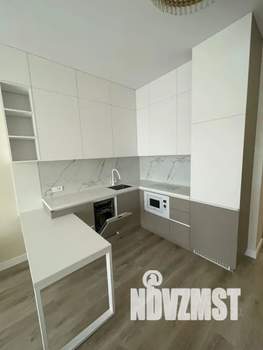 Студия квартира, посуточно, 40м2, 3/13 этаж