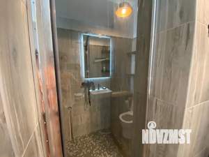 Студия квартира, посуточно, 40м2, 1/2 этаж