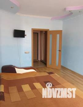 1-к квартира, посуточно, 36м2, 1/12 этаж