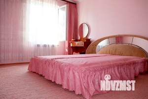 2-к квартира, посуточно, 100м2, 1/1 этаж