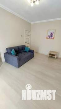 2-к квартира, посуточно, 40м2, 3/3 этаж