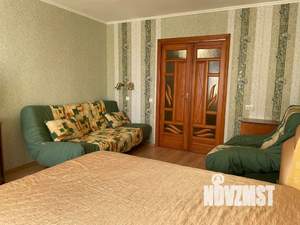 1-к квартира, посуточно, 45м2, 3/5 этаж