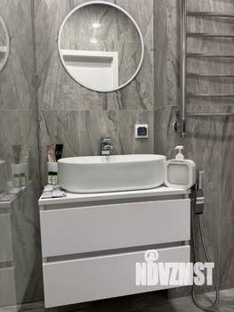 Студия квартира, посуточно, 40м2, 2/5 этаж