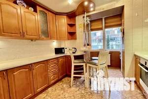 3-к квартира, посуточно, 80м2, 2/5 этаж