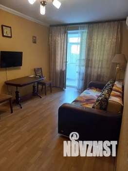 1-к квартира, посуточно, 32м2, 2/4 этаж