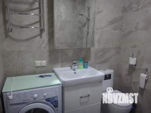 2-к квартира, посуточно, 45м2, 4/9 этаж