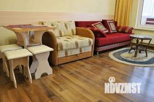 1-к квартира, посуточно, 44м2, 2/2 этаж