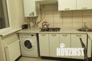 2-к квартира, посуточно, 49м2, 1/5 этаж