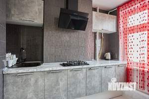 1-к квартира, посуточно, 40м2, 9/10 этаж