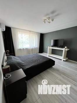 3-к квартира, посуточно, 86м2, 1/5 этаж