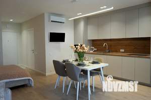 Студия квартира, посуточно, 44м2, 2/5 этаж