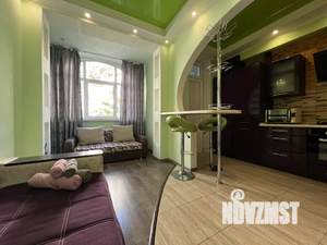 Студия квартира, посуточно, 40м2, 1/5 этаж
