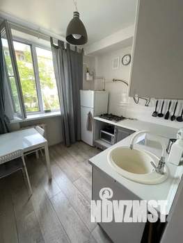 2-к квартира, посуточно, 44м2, 2/4 этаж