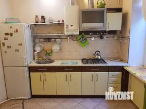 1-к квартира, посуточно, 40м2, 1/2 этаж