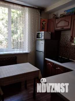 1-к квартира, посуточно, 32м2, 3/5 этаж