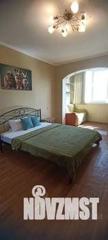 1-к квартира, посуточно, 32м2, 8/9 этаж