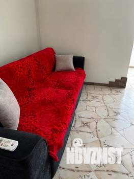 Студия квартира, посуточно, 47м2, 2/5 этаж