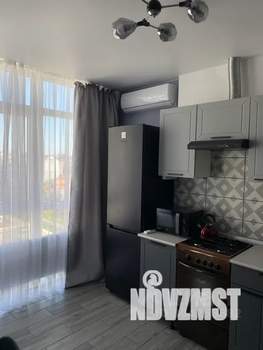 1-к квартира, посуточно, 38м2, 6/8 этаж