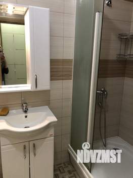 Студия квартира, посуточно, 48м2, 3/13 этаж