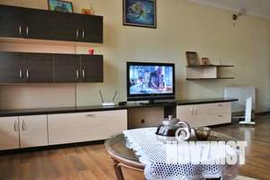 1-к квартира, посуточно, 44м2, 2/2 этаж