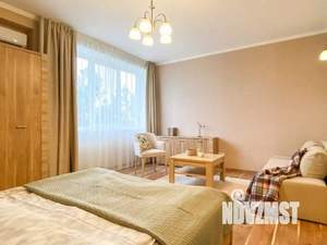 1-к квартира, посуточно, 45м2, 1/1 этаж