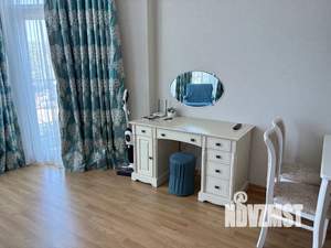 Студия квартира, посуточно, 42м2, 3/9 этаж