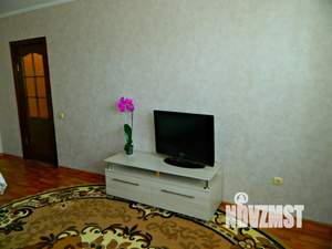 1-к квартира, посуточно, 33м2, 5/5 этаж