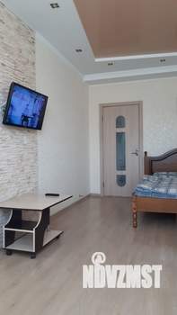 1-к квартира, посуточно, 46м2, 7/10 этаж