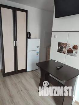 Студия квартира, посуточно, 20м2, 2/2 этаж