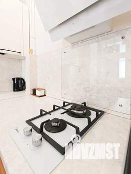 1-к квартира, посуточно, 28м2, 6/9 этаж