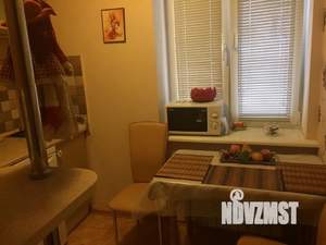 1-к квартира, посуточно, 32м2, 2/4 этаж