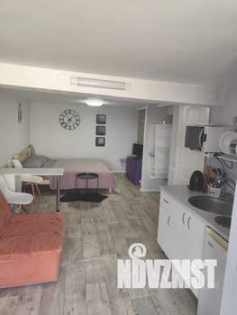 Студия квартира, посуточно, 22м2, 1/3 этаж