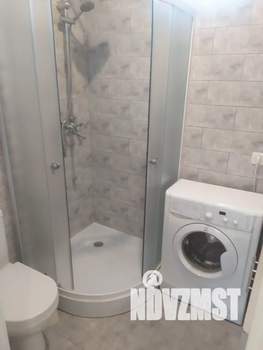 Студия квартира, посуточно, 40м2, 1/2 этаж