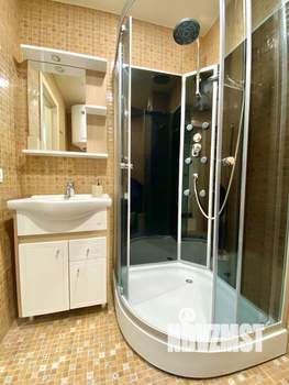 Студия квартира, посуточно, 28м2, 1/4 этаж