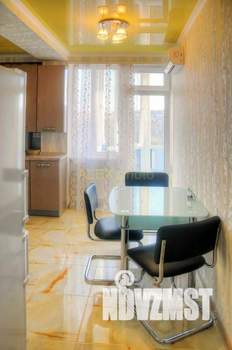 1-к квартира, посуточно, 60м2, 1/1 этаж