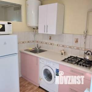 1-к квартира, посуточно, 35м2, 2/5 этаж