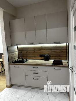 Студия квартира, посуточно, 33м2, 11/16 этаж