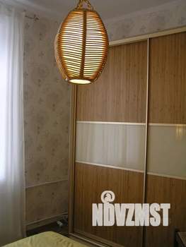 2-к квартира, посуточно, 45м2, 3/3 этаж