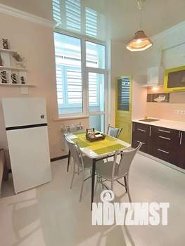 1-к квартира, посуточно, 37м2, 1/1 этаж