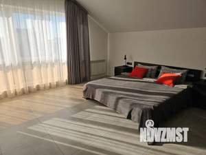 Студия квартира, посуточно, 72м2, 3/3 этаж