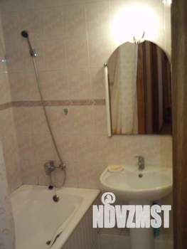 1-к квартира, посуточно, 52м2, 1/1 этаж