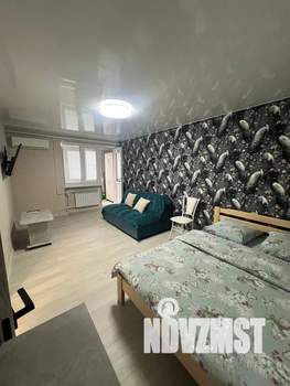 1-к квартира, посуточно, 35м2, 5/5 этаж