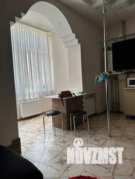 Студия квартира, посуточно, 47м2, 2/5 этаж