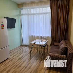 Студия квартира, посуточно, 29м2, 4/7 этаж